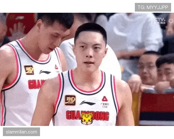 篮球违体犯规的判定标准是什么，球员要注意什么？